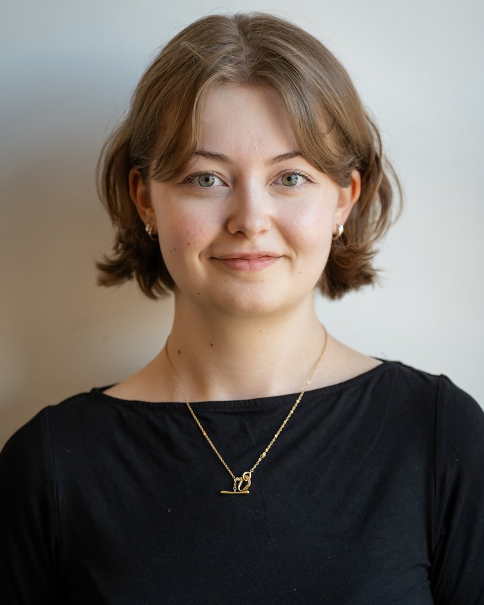 Headshot of Chloe Brazier