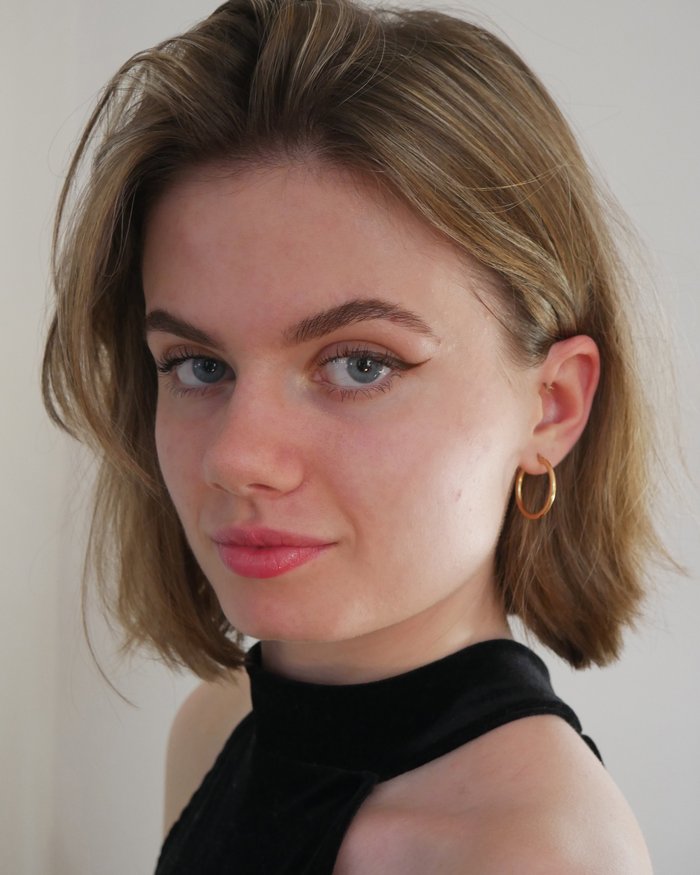Headshot of Elizabeth Skellett