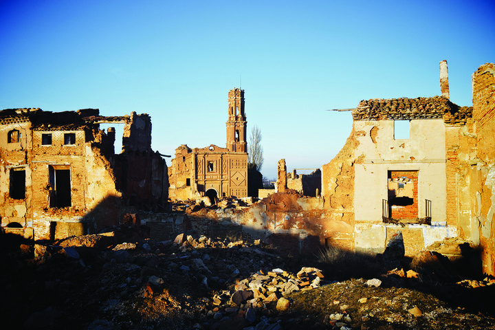 scene of war-torn city ruins