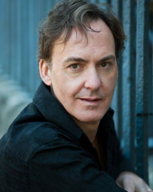Headshot of singing teacher Mark Oldfield