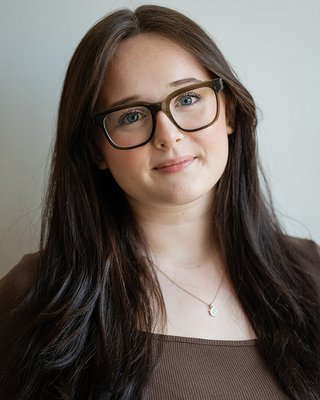 Headshot of Millie Johnson