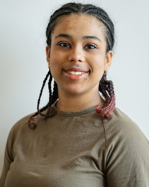 Headshot of Tia Killen