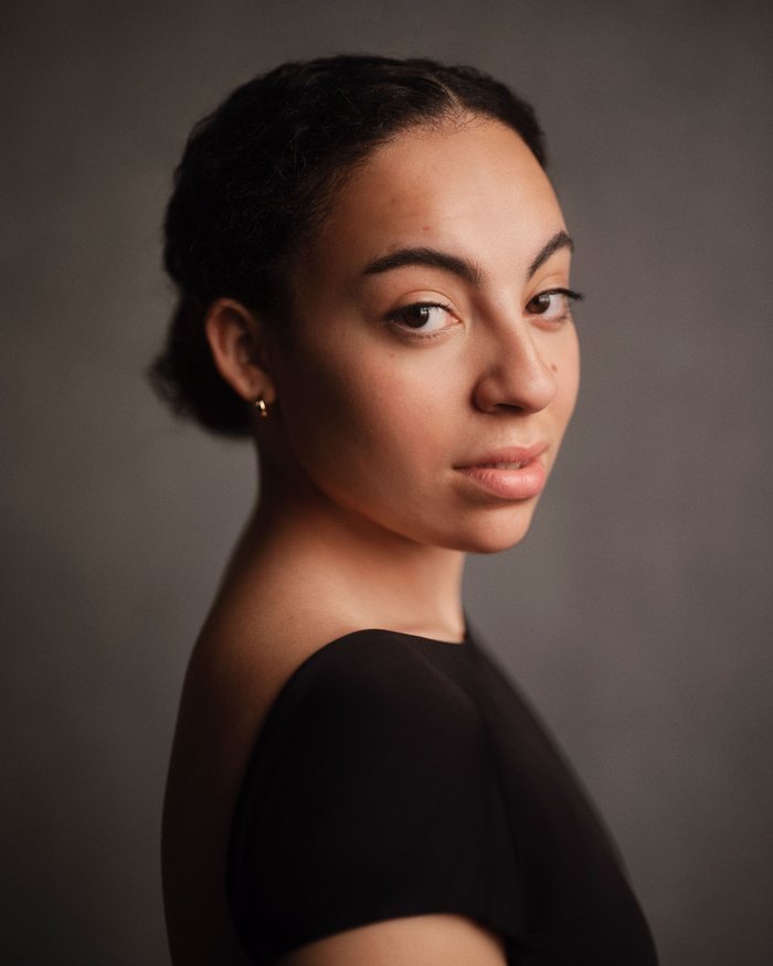 Headshot of Bella Aubin