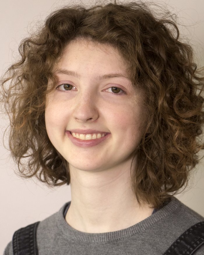 Headshot of Alice Harvey