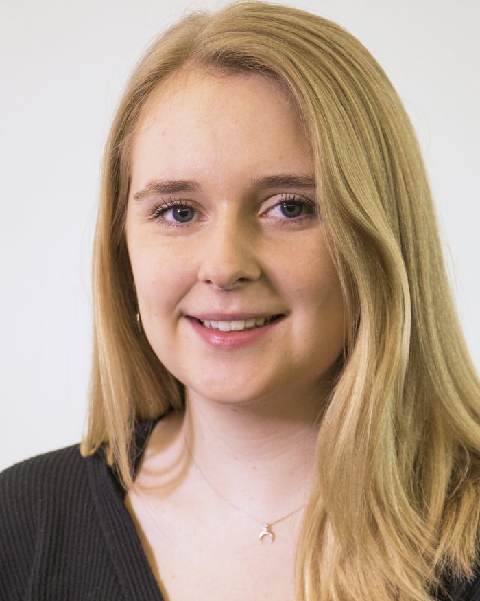 Headshot of Daisy Jones