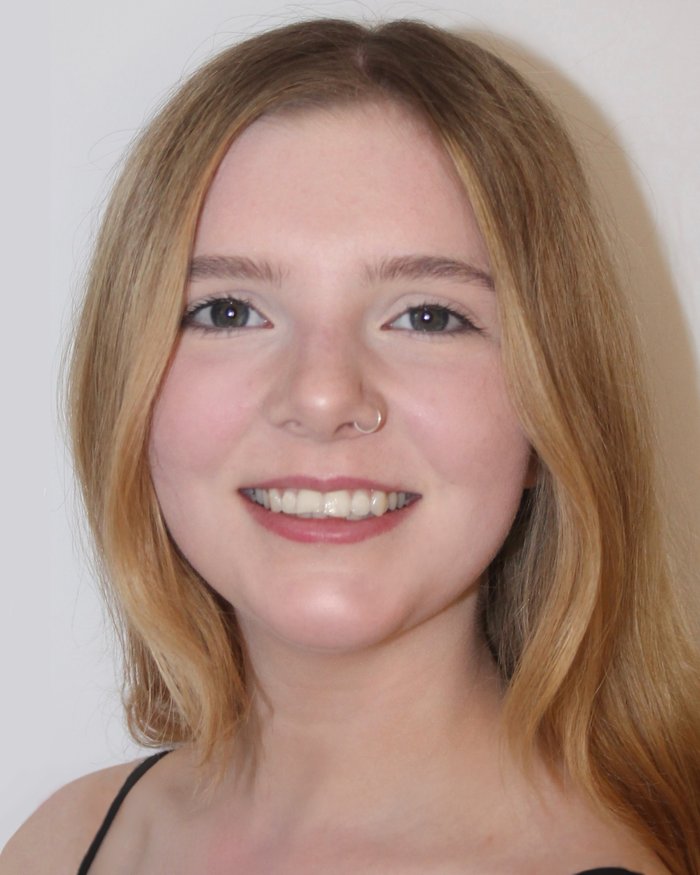 Headshot of Elyse Emma Rose Brigham