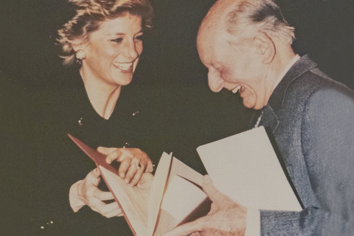Image of Diana, Princess of Wales and Sir John Gielgud