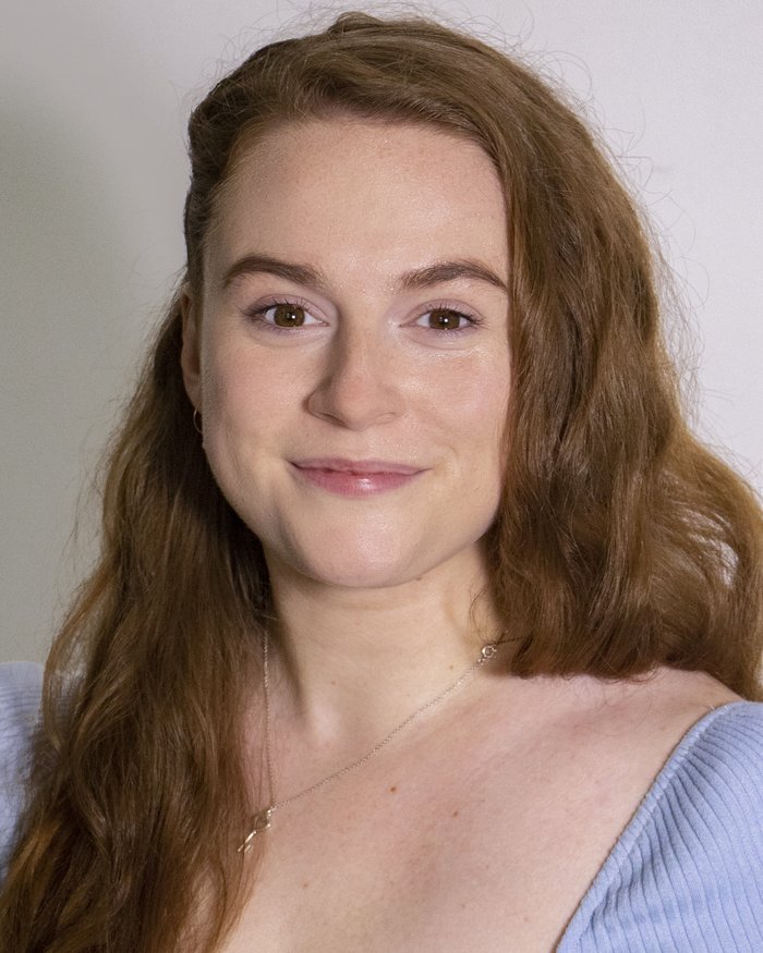 Headshot of Lucy Leach