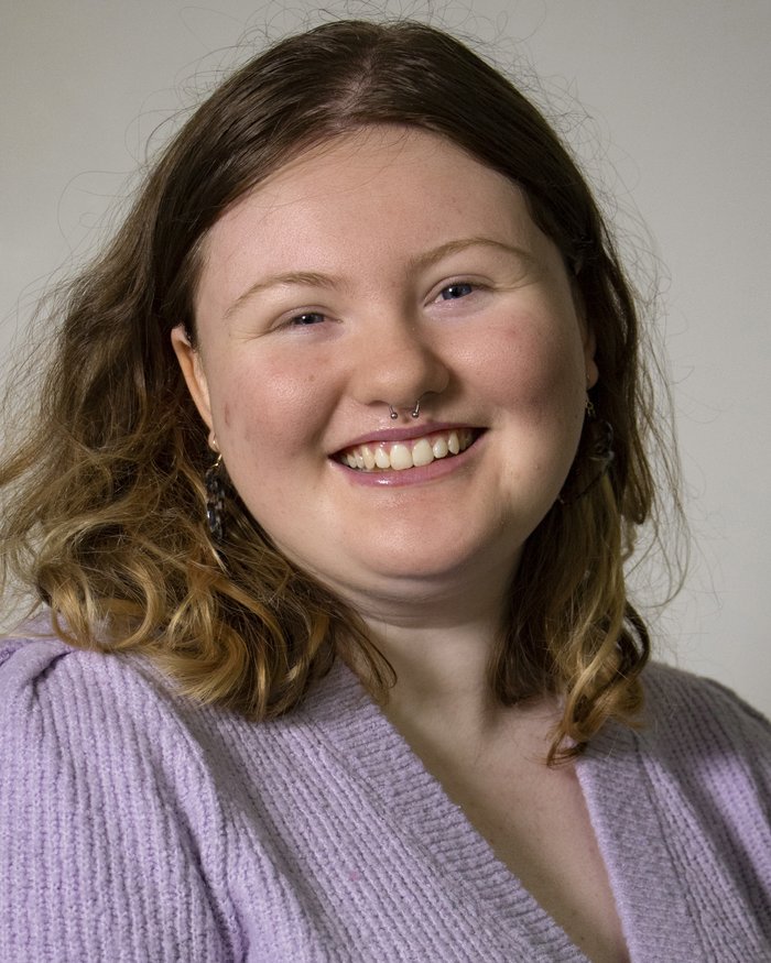 Headshot of Molly Healy