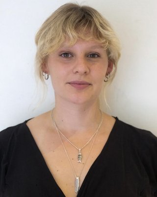 Headshot of Rosy Valentine
