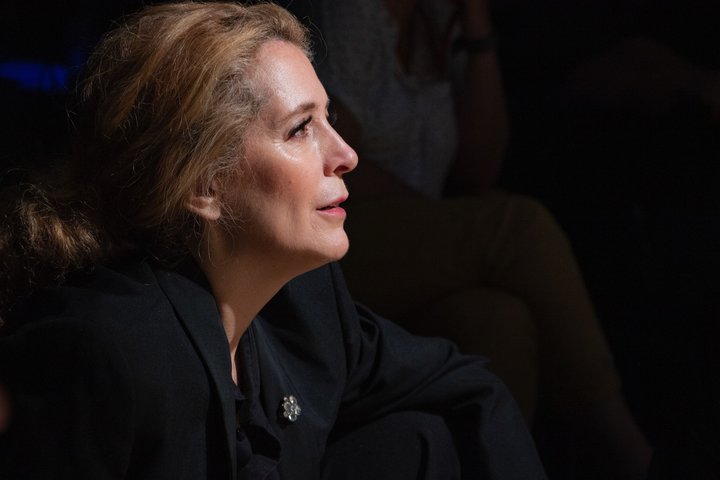 A female actor performs in character during a Shakespearean performance, as part of a RADA short course