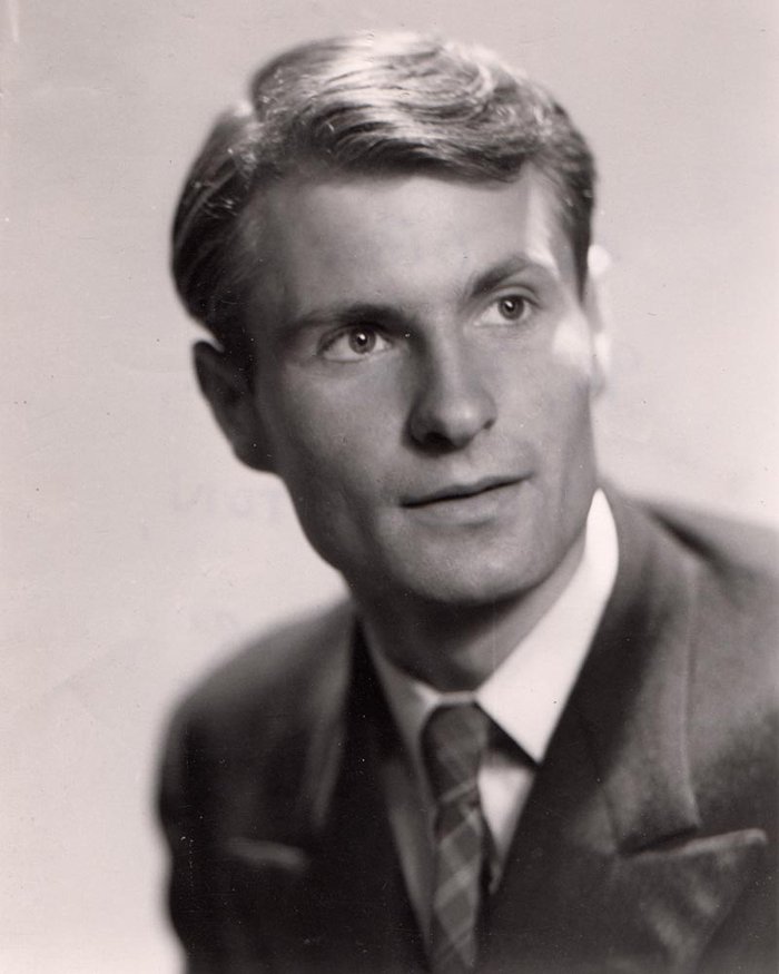 Paul Groves — RADA